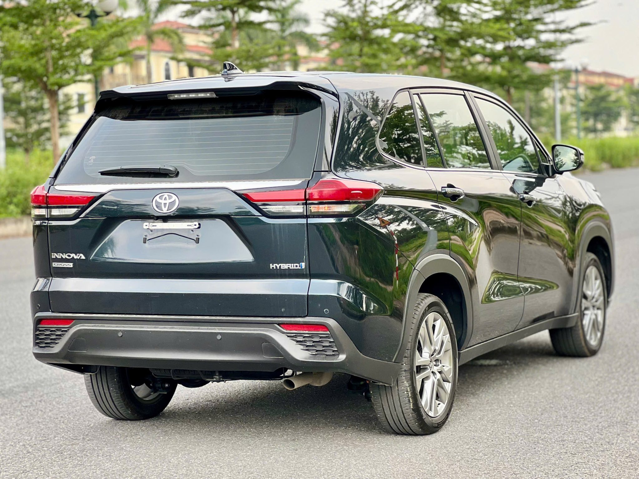 TOYOTA INOVA 2.0V 2024